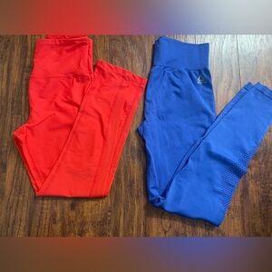 Set of 2 pair of leggings - one XS- other size unknown- Reebok- Sofia